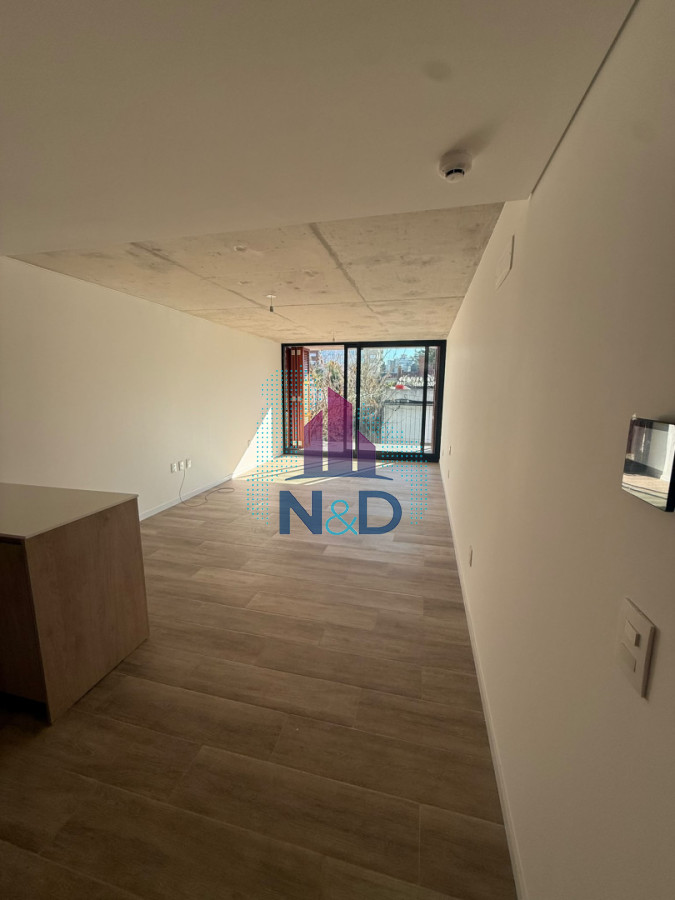 Apartamento ID.196 - ALQUILER MONOAMBIENTE CON BALCÓN AL FRENTE EN PUNTA CARRETAS