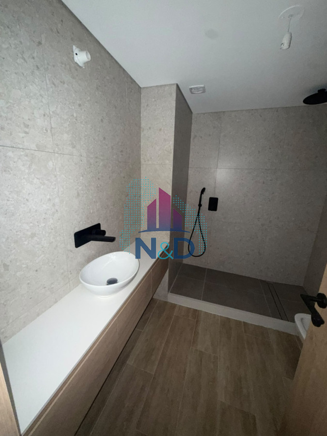 Apartamento ID.196 - ALQUILER MONOAMBIENTE CON BALCÓN AL FRENTE EN PUNTA CARRETAS