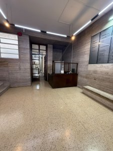 VENTA OFICINA EN CENTRO DE MONTEVIDEO 