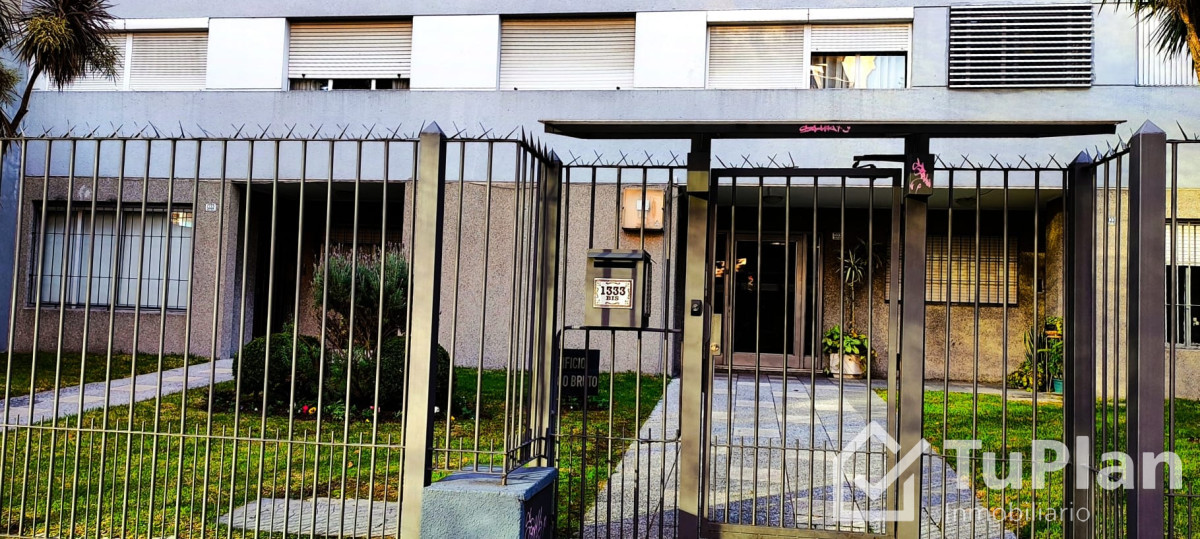 Apartamento ID.1869 - (Ref 4.275) Se alquila apartamento de 2 dormitorios en Pocitos Nuevo 