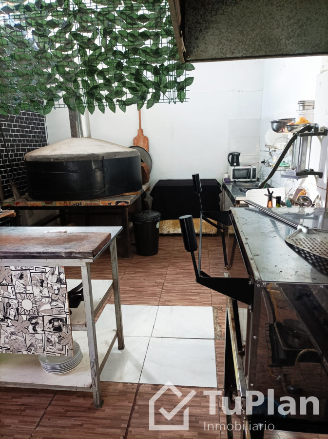 Apartamento ID.1870 - (Ref 4.276) Se vende llave de Pizzería en Brazo Oriental 