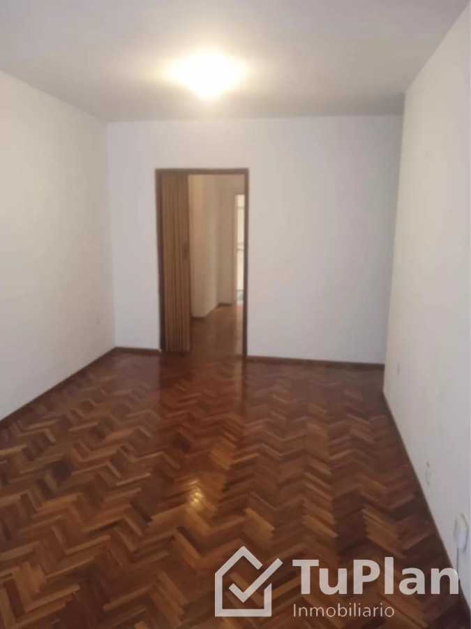 Apartamento ID.1714 - (Ref:4.126) Apto 2 dorm centro 