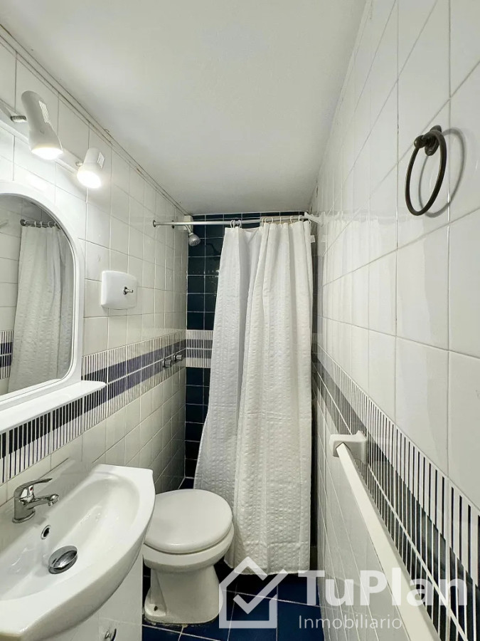 Apartamento ID.1777 - (Ref: 4.185) Se vende apartamento de 2 dormitorios con vista al mar en Península de Punta del Este