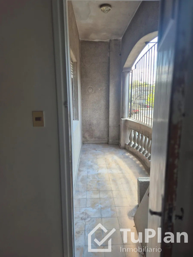 Apartamento ID.1890 - (Ref 4.295) Se alquila casa de 2 dormitorios en Brazo Oriental 