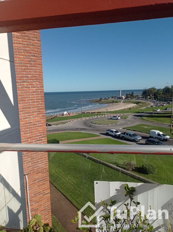 Apartamento ID.1978 - Ref. 5027 Apartamento 4 Dorm. en Buceo