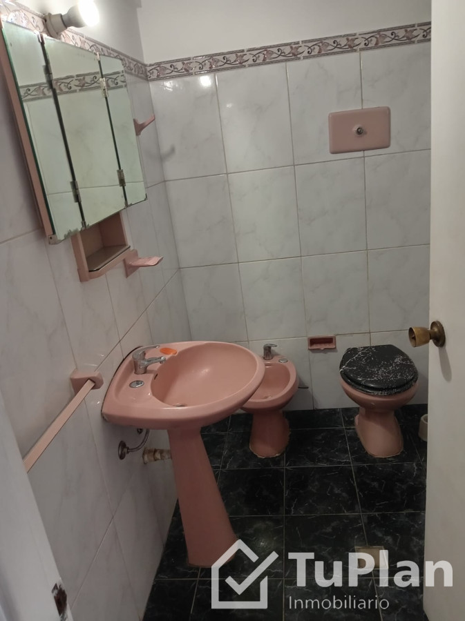 Apartamento ID.1854 - (Ref 4.260) Se alquila apartamento de 2 dormitorios en Cordón 