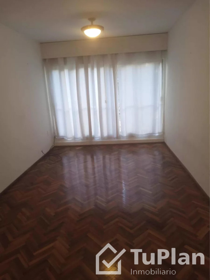 Apartamento ID.1714 - (Ref:4.126) Apto 2 dorm centro 