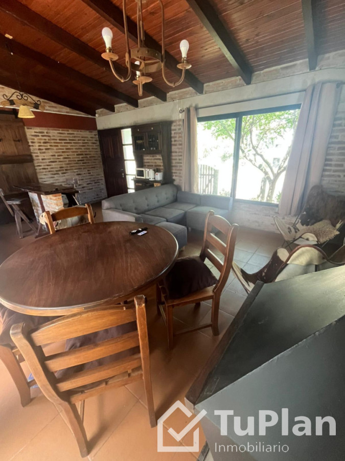 Apartamento ID.1856 - (Ref 4.262) Se alquila casa de 2 dormitorios cercana a la playa en Piriápolis 
