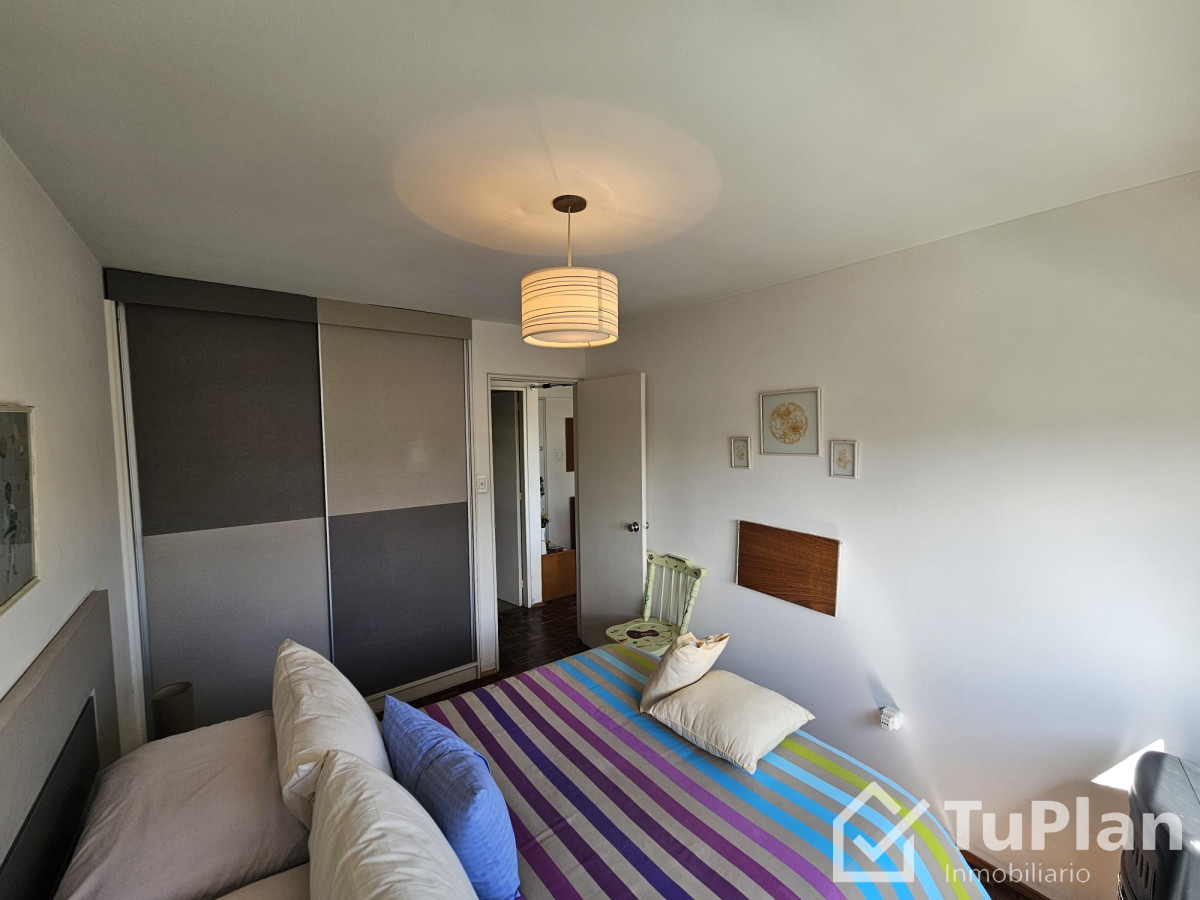 Apartamento ID.1310 - (Ref. 3.583) Venta de Apartamento de 1 dormitorio en el Centro 