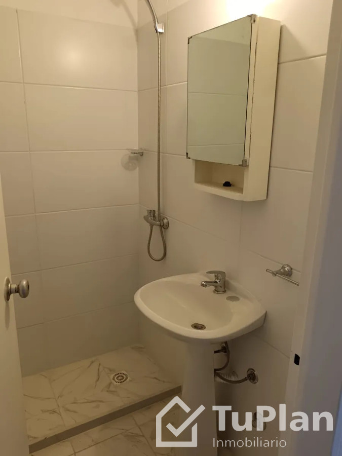 Apartamento ID.1809 - (Ref 4.217) Se alquila monoambiente en el Centro 
