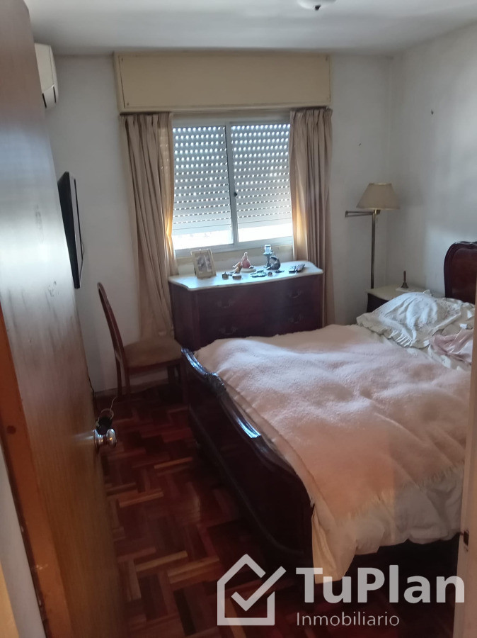 Apartamento ID.1885 - (Ref 4.290) Se vende apartamento, 3 dormitorios en Mercado Modelo próximo a Nuevo Centro Shopping 