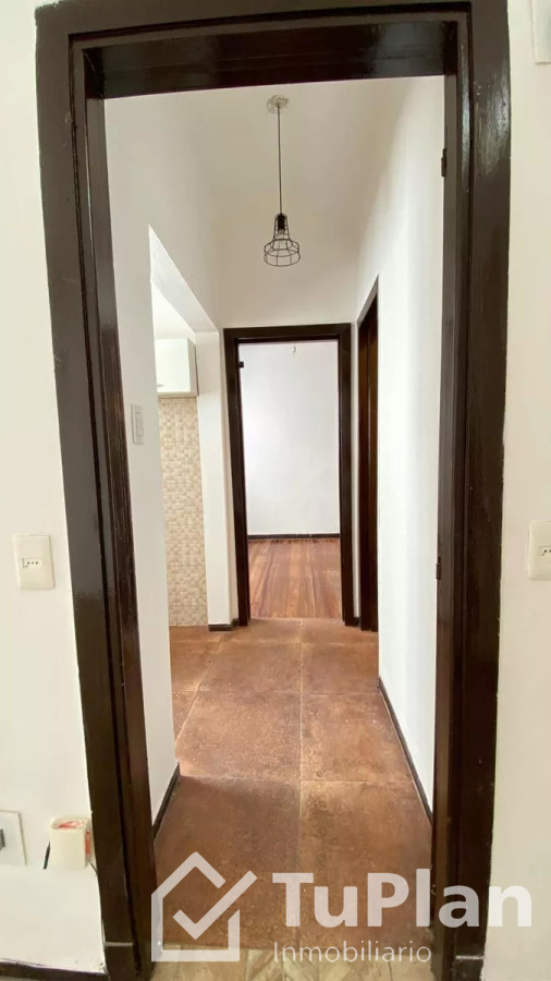 Apartamento ID.809 - (Ref: 3.089) Venta de apartamento en Pocitos con patio exclusivo
