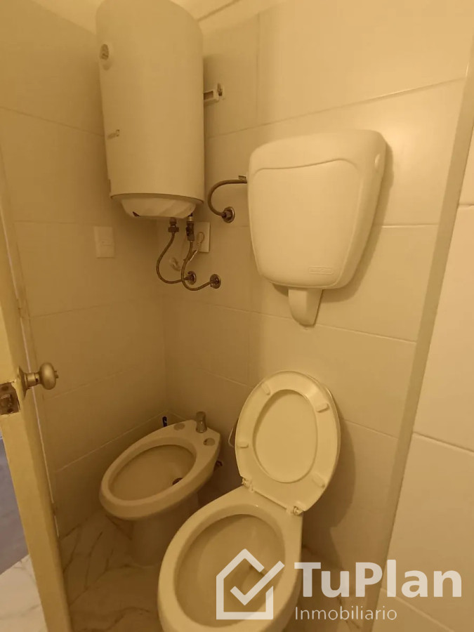 Apartamento ID.1809 - (Ref 4.217) Se alquila monoambiente en el Centro 