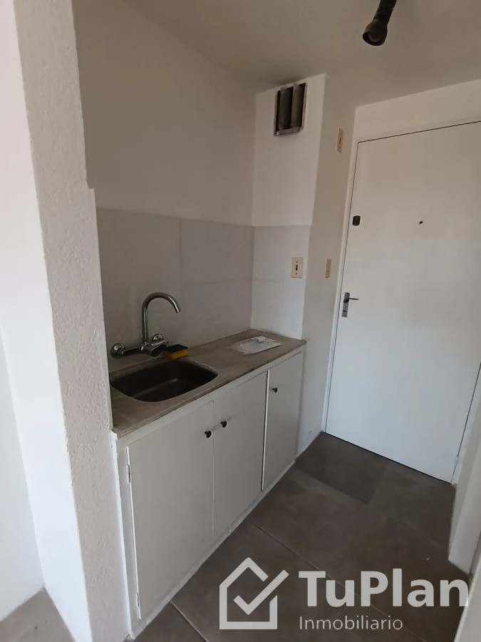 Apartamento ID.1809 - (Ref 4.217) Se alquila monoambiente en el Centro 
