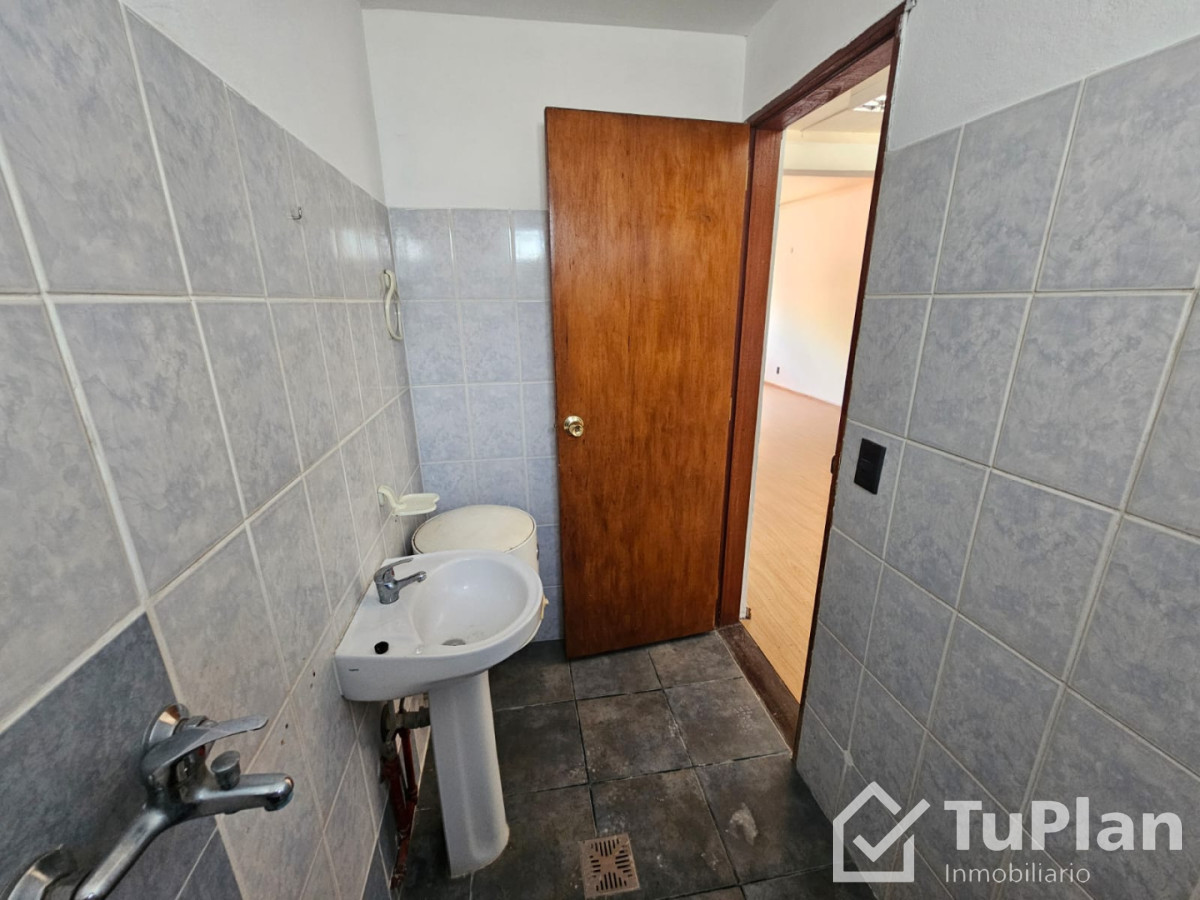 Apartamento ID.1911 - (Ref 4.316) Se alquila excelente local comercial en Tala 