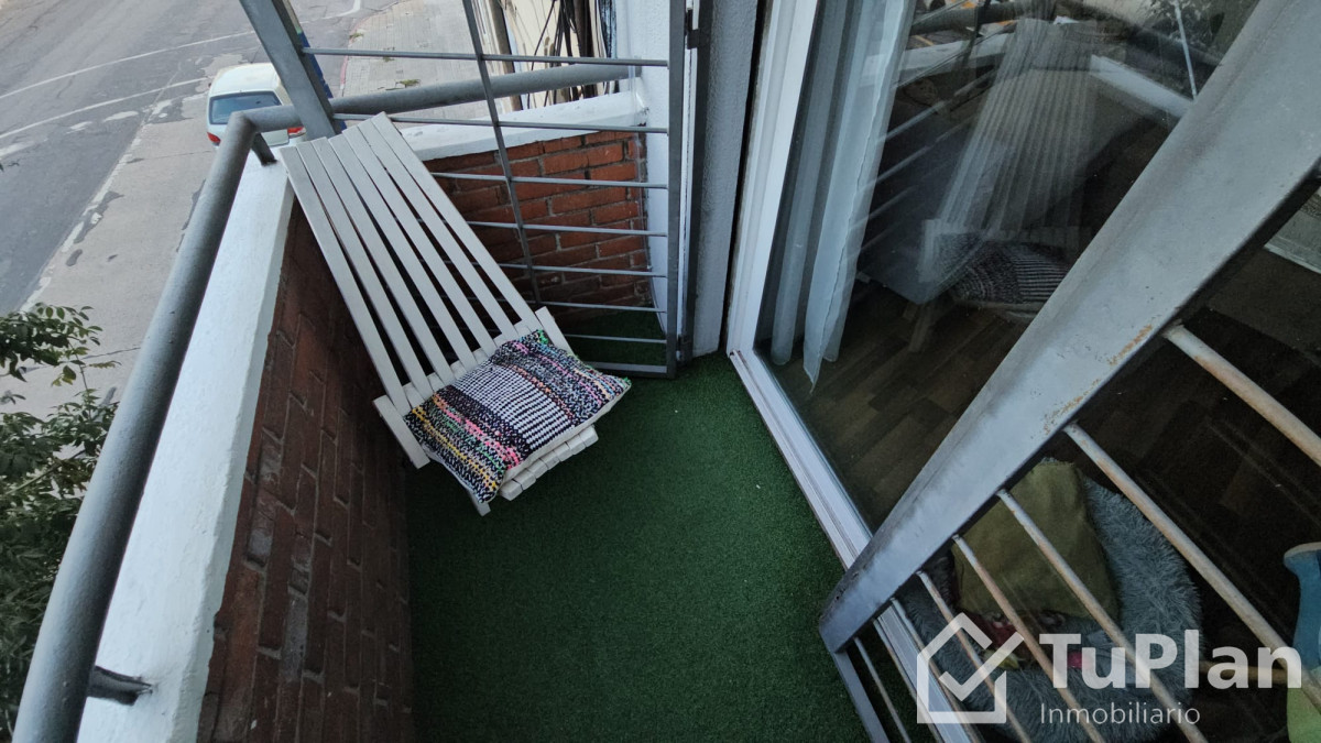 Apartamento ID.858 - (Ref: 3.138) Venta de apartamento de 2 dormitorios y 2 balcones en Aguada