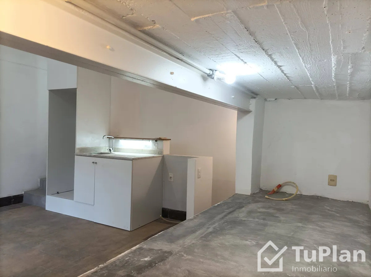 Apartamento ID.1929 - (Ref: 4.335) Se alquila monoambiente muy luminoso con terraza de pasto natural.