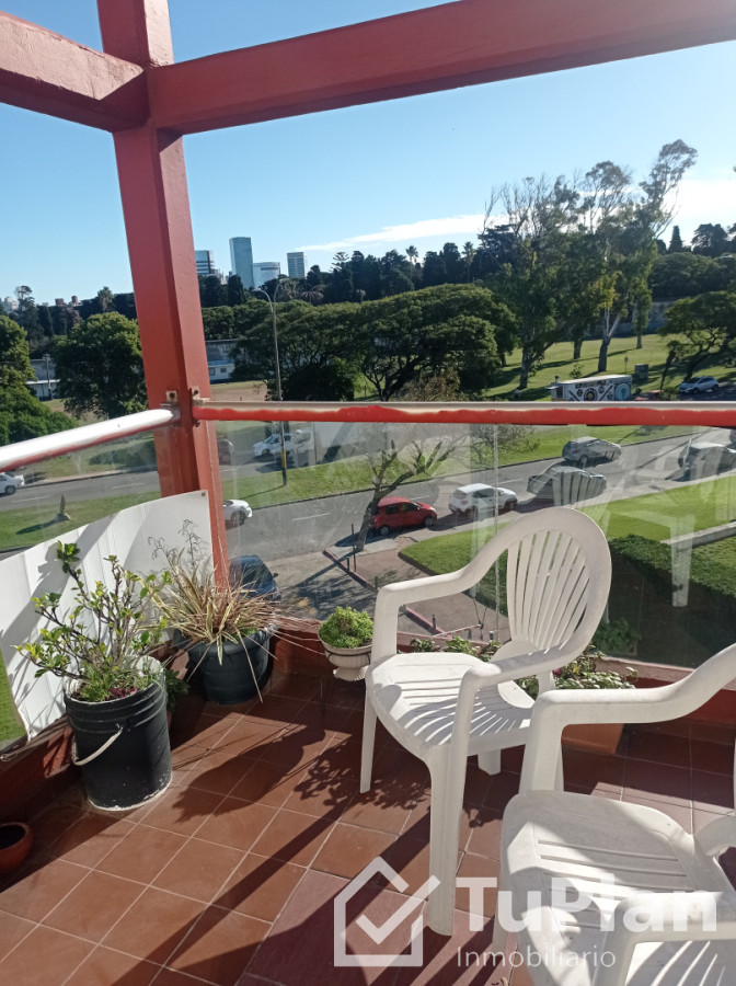 Apartamento ID.1978 - Ref. 5027 Apartamento 4 Dorm. en Buceo