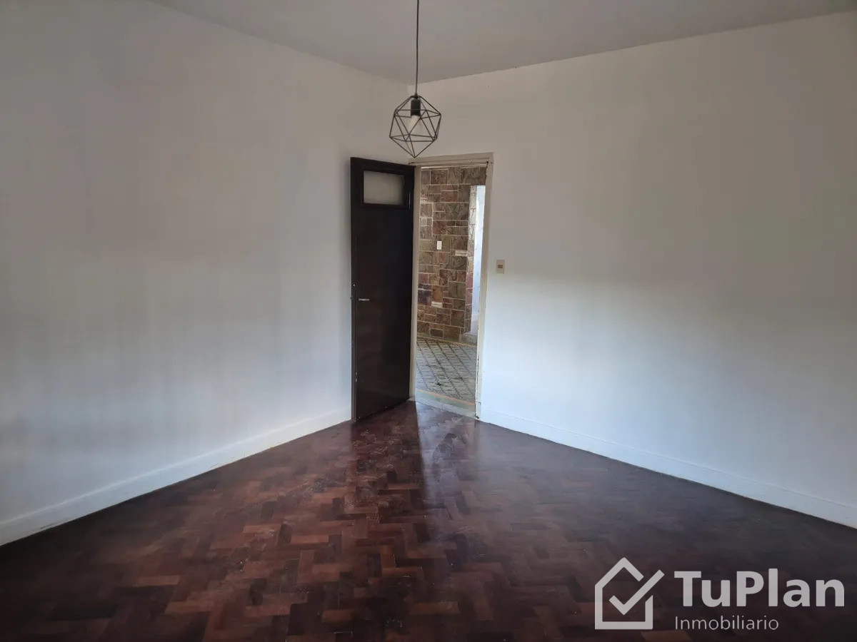 Apartamento ID.1890 - (Ref 4.295) Se alquila casa de 2 dormitorios en Brazo Oriental 
