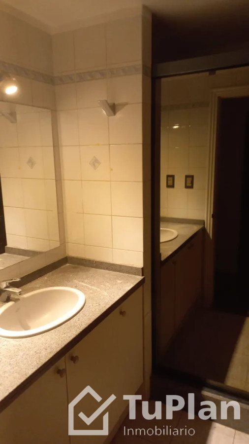 Apartamento ID.1879 - (Ref 4.284) Se alquila apartamento de 3 dormitorios en Parque Batlle
