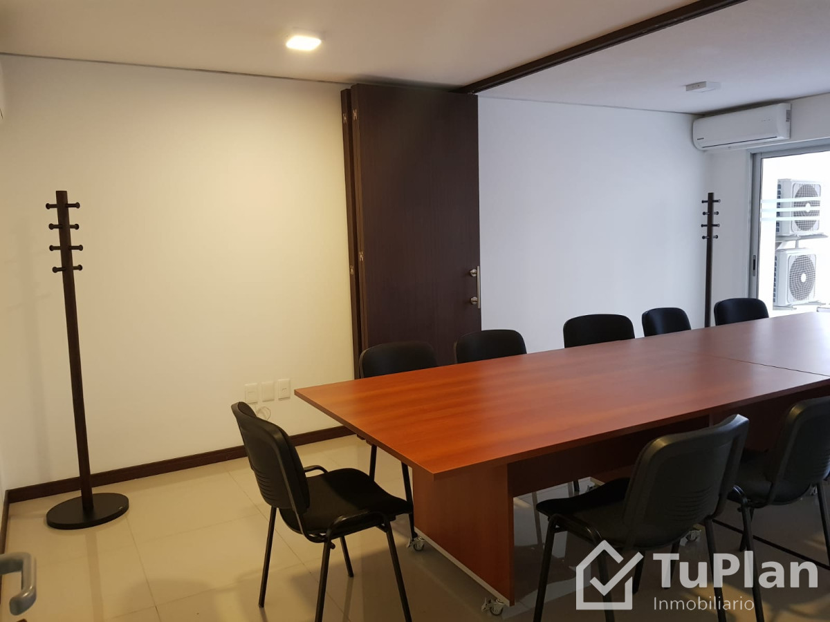 Apartamento ID.614 - (Ref: 2.636) Se vende oficina en Cordón