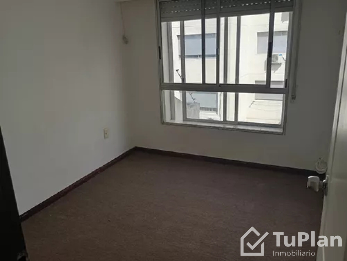 Apartamento ID.1718 - (Ref:4.129) Apartamento, 2 Dorm, 2 Baños, terraza lavadero, ascensor, Malvin