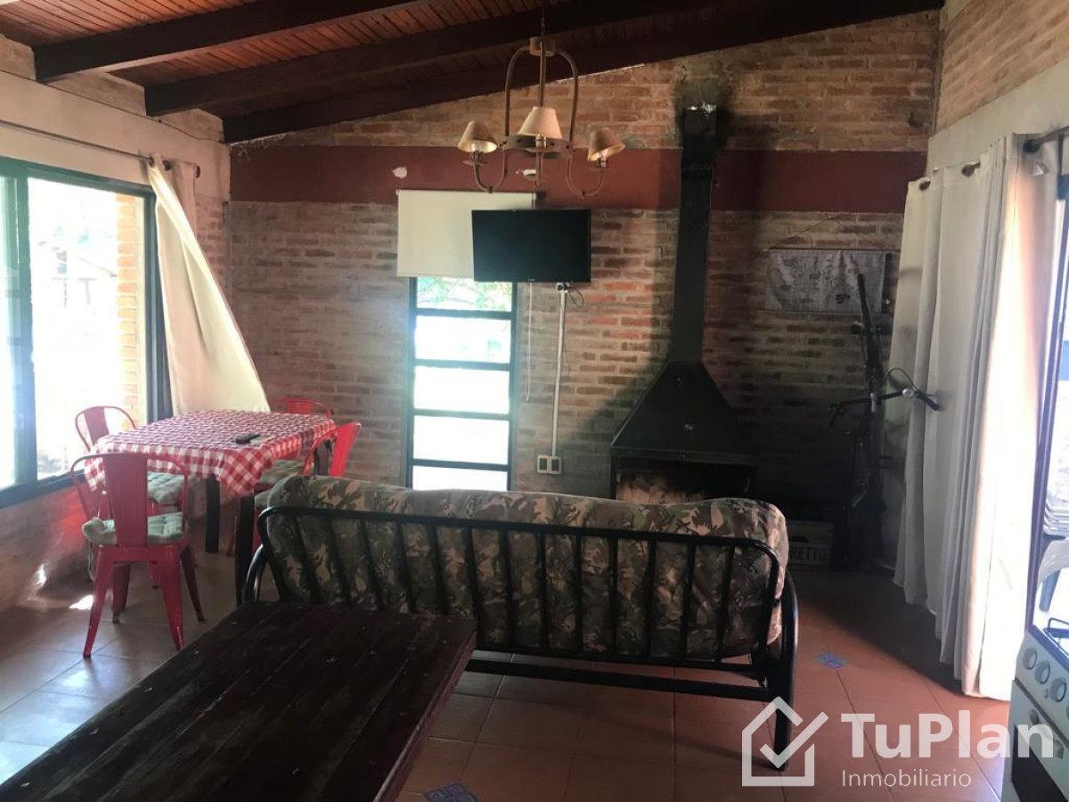 Apartamento ID.1856 - (Ref 4.262) Se alquila casa de 2 dormitorios cercana a la playa en Piriápolis 