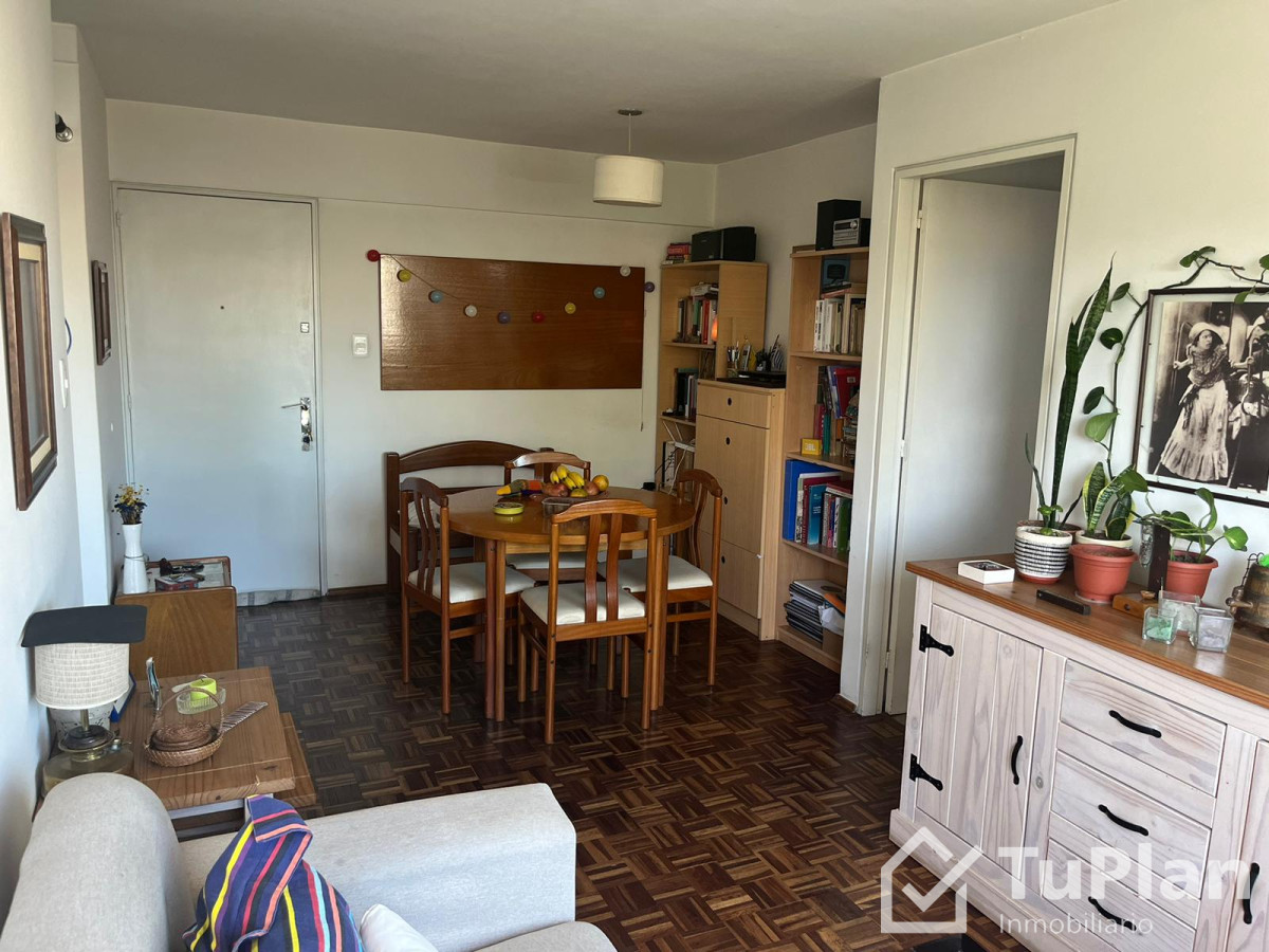Apartamento ID.1310 - (Ref. 3.583) Venta de Apartamento de 1 dormitorio en el Centro 