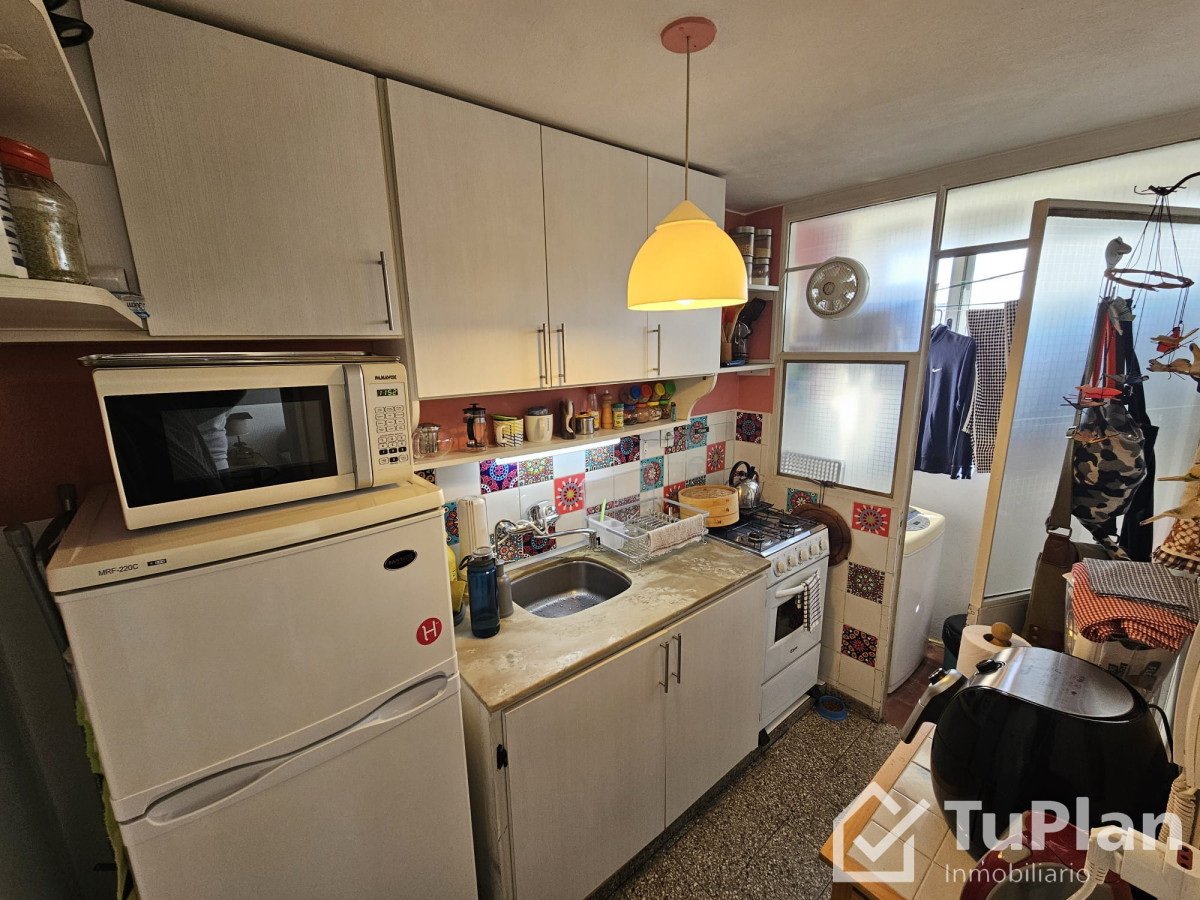 Apartamento ID.1310 - (Ref. 3.583) Venta de Apartamento de 1 dormitorio en el Centro 
