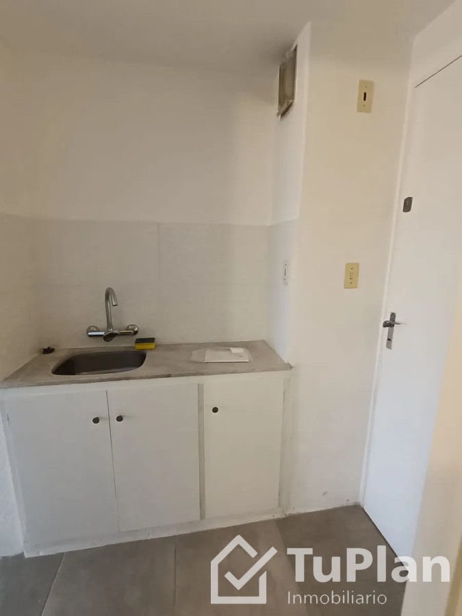 Apartamento ID.1809 - (Ref 4.217) Se alquila monoambiente en el Centro 