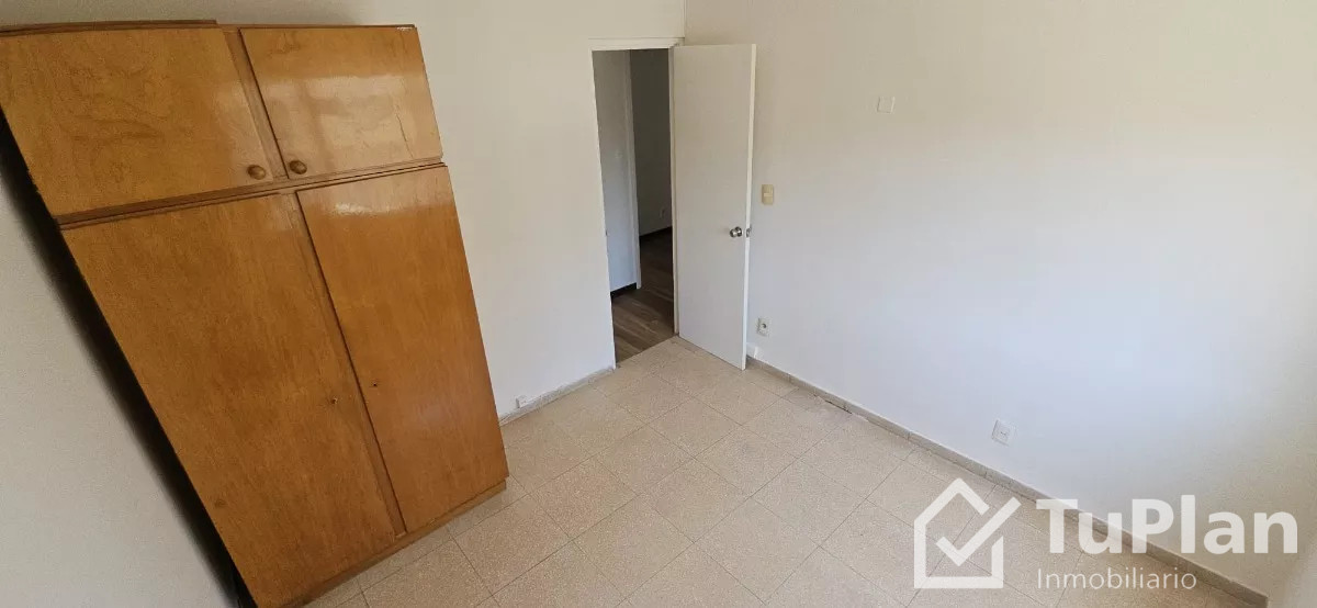Apartamento ID.1675 - (Ref:4.088) Apto 1dorm+balcon centro