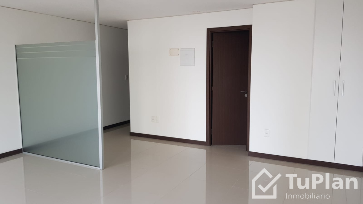 Apartamento ID.614 - (Ref: 2.636) Se vende oficina en Cordón