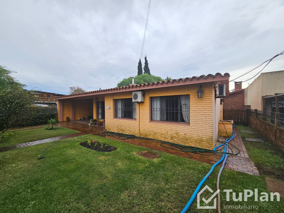 Apartamento ID.1761 - (Ref 4.170) Se vende casa+apartamento en Shangrilá Sur 