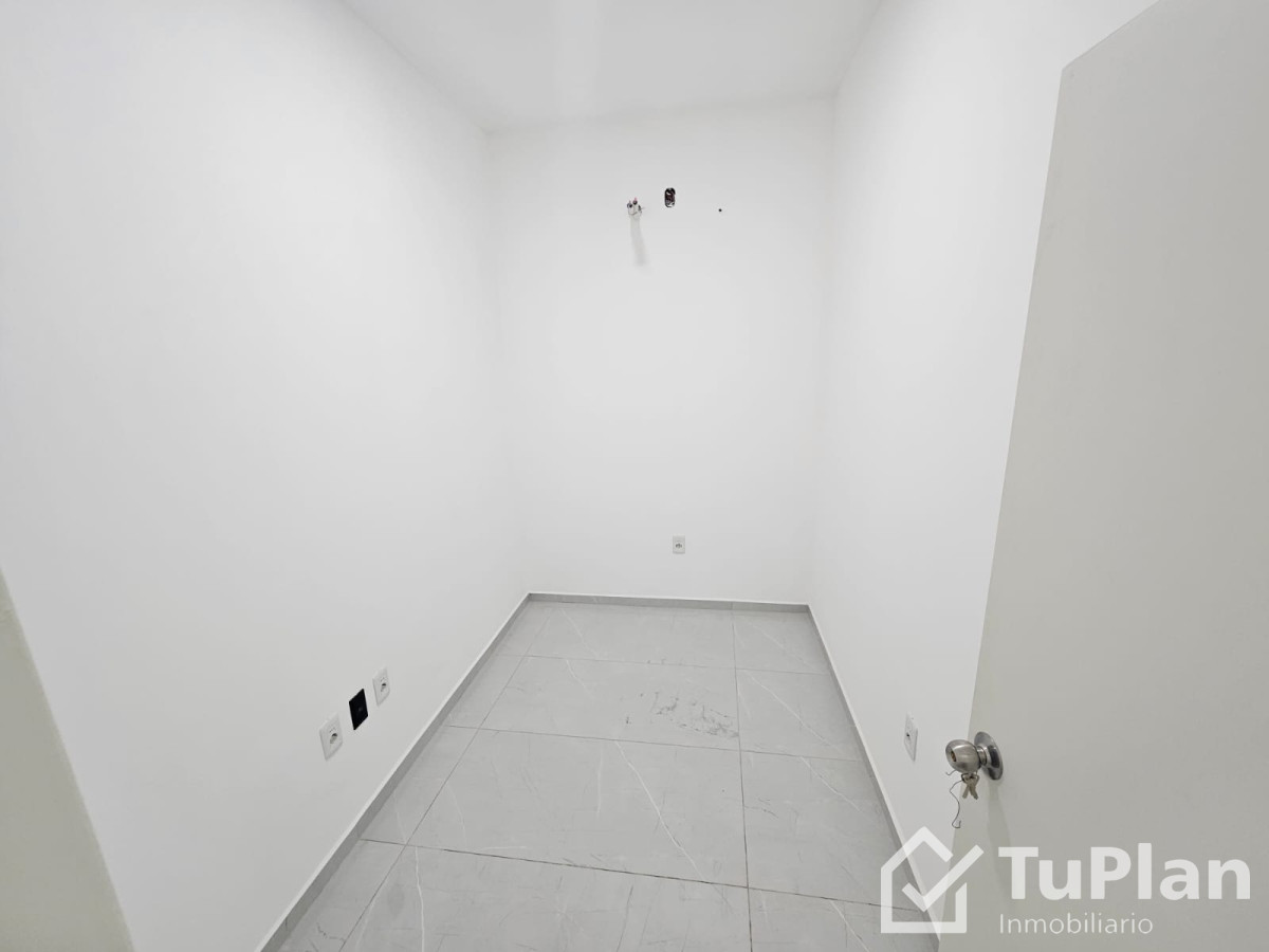 Apartamento ID.1412 - (Ref. 3.689) Alquiler de Oficinas en modalidad de coworking, Durazno y Ejido, Barrio Sur. Oficina
