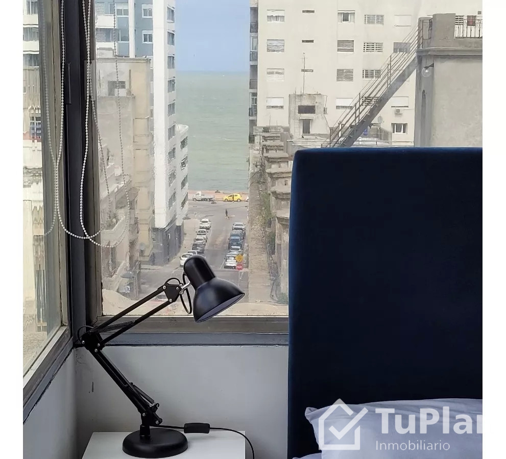 Apartamento ID.850 - (Ref: 3.130) Venta de apartamento de 1 dormitorio con vista al mar en Ciudad Vieja
