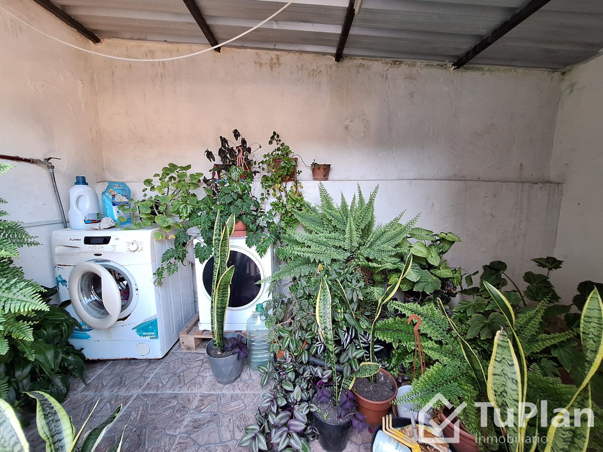 Apartamento ID.1639 - (Ref: 4.051) Casa3dorm+cochera+picina