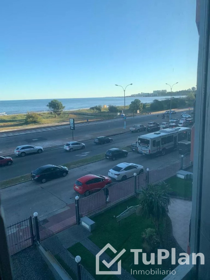 Apartamento ID.1601 - (Ref4.016)Amplio apto 3dorm+2baños Malvin