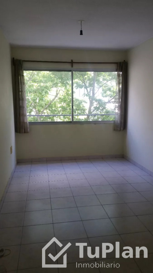 Apartamento ID.1687 - (Ref:4.100) Apto 1 dorm centro
