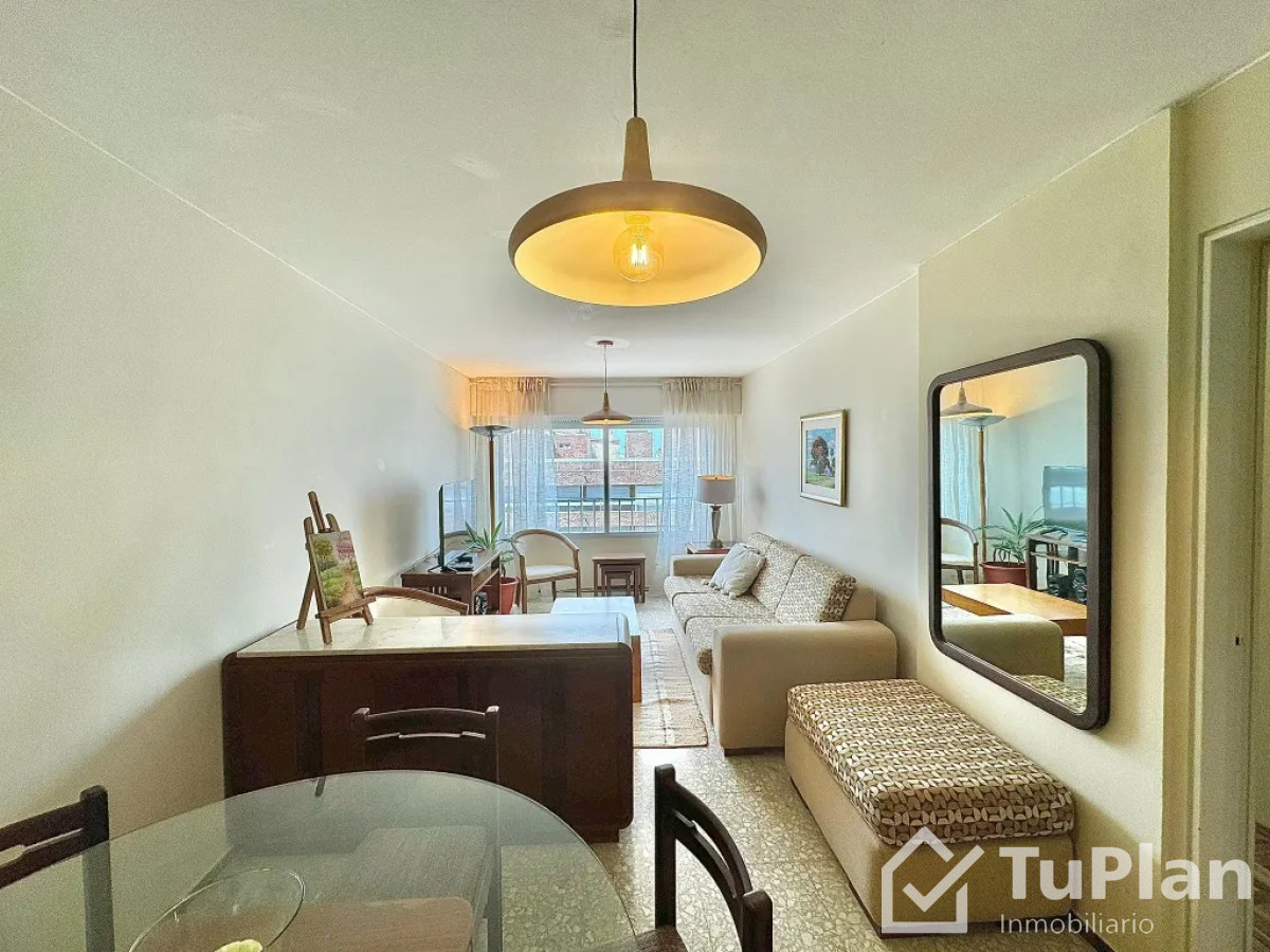 Apartamento ID.1777 - (Ref: 4.185) Se vende apartamento de 2 dormitorios con vista al mar en Península de Punta del Este