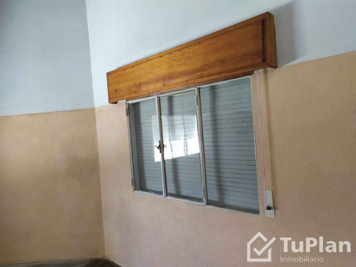 Apartamento ID.1765 - (Ref 4.174) Se alquila casa en el Cerro 