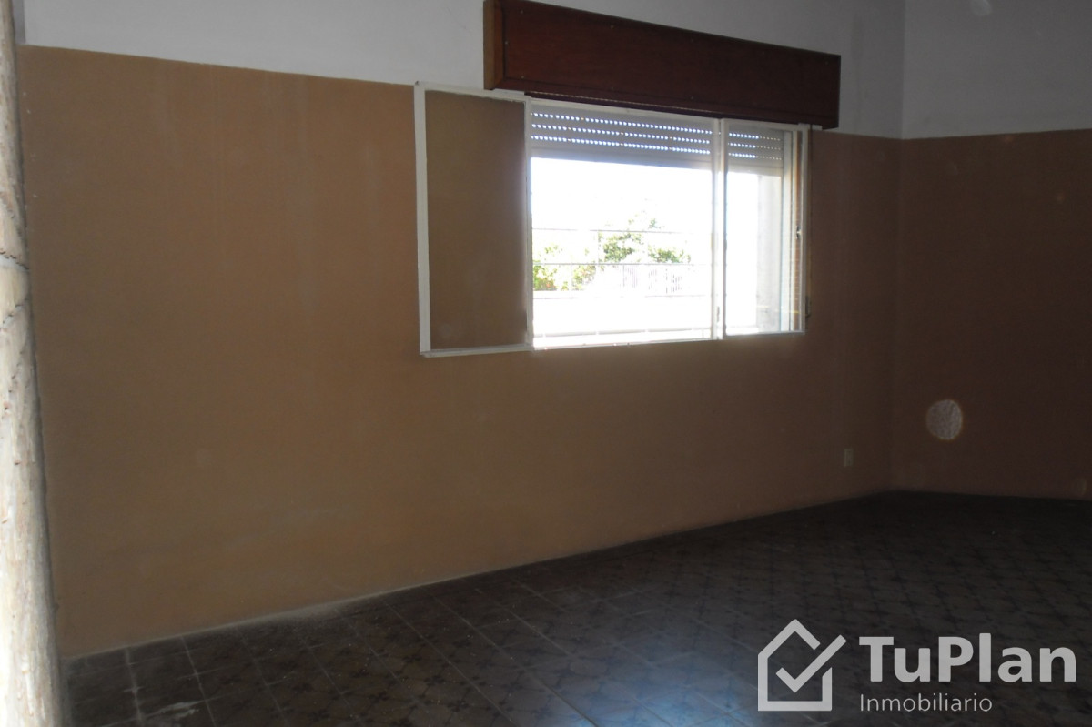 Apartamento ID.1765 - (Ref 4.174) Se alquila casa en el Cerro 