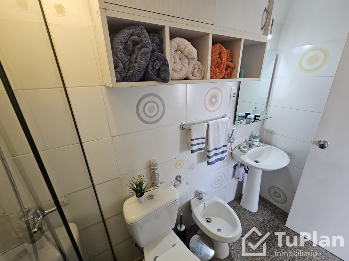 Apartamento ID.1310 - (Ref. 3.583) Venta de Apartamento de 1 dormitorio en el Centro 