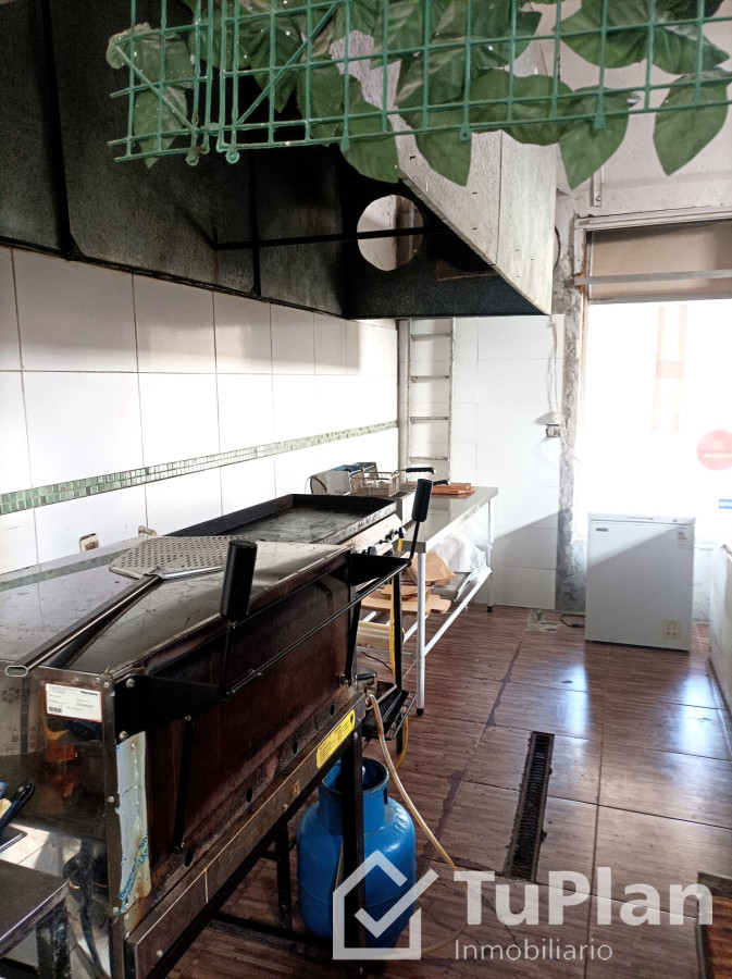 Apartamento ID.1870 - (Ref 4.276) Se vende llave de Pizzería en Brazo Oriental 