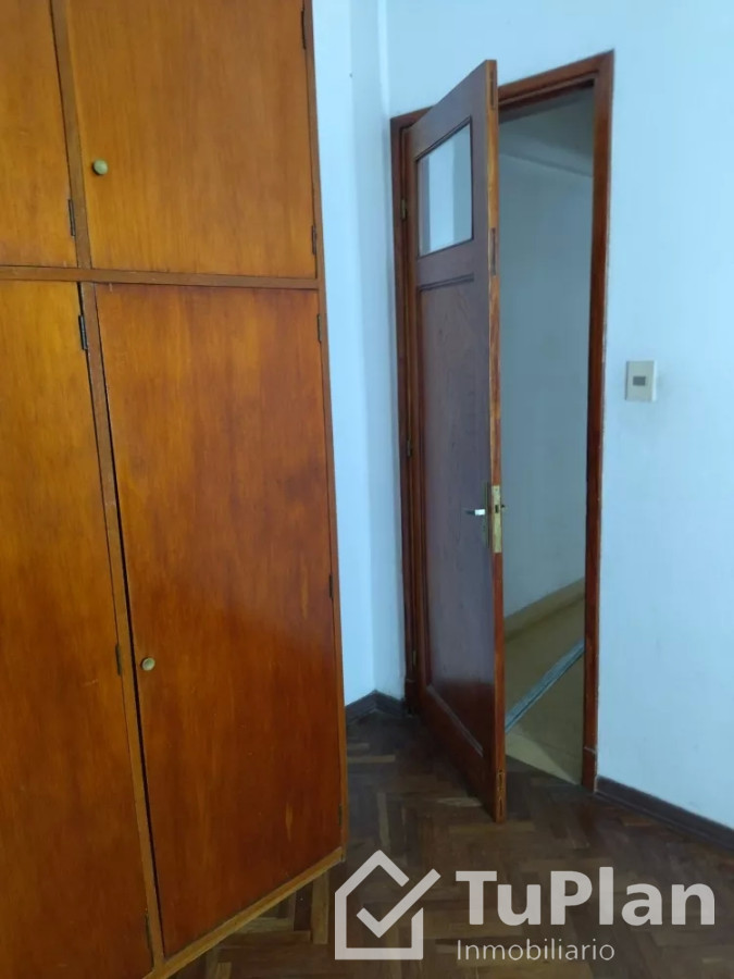 Apartamento ID.992 - (Ref: 3.267) Venta de apartamento de 2 dormitorios en el Centro