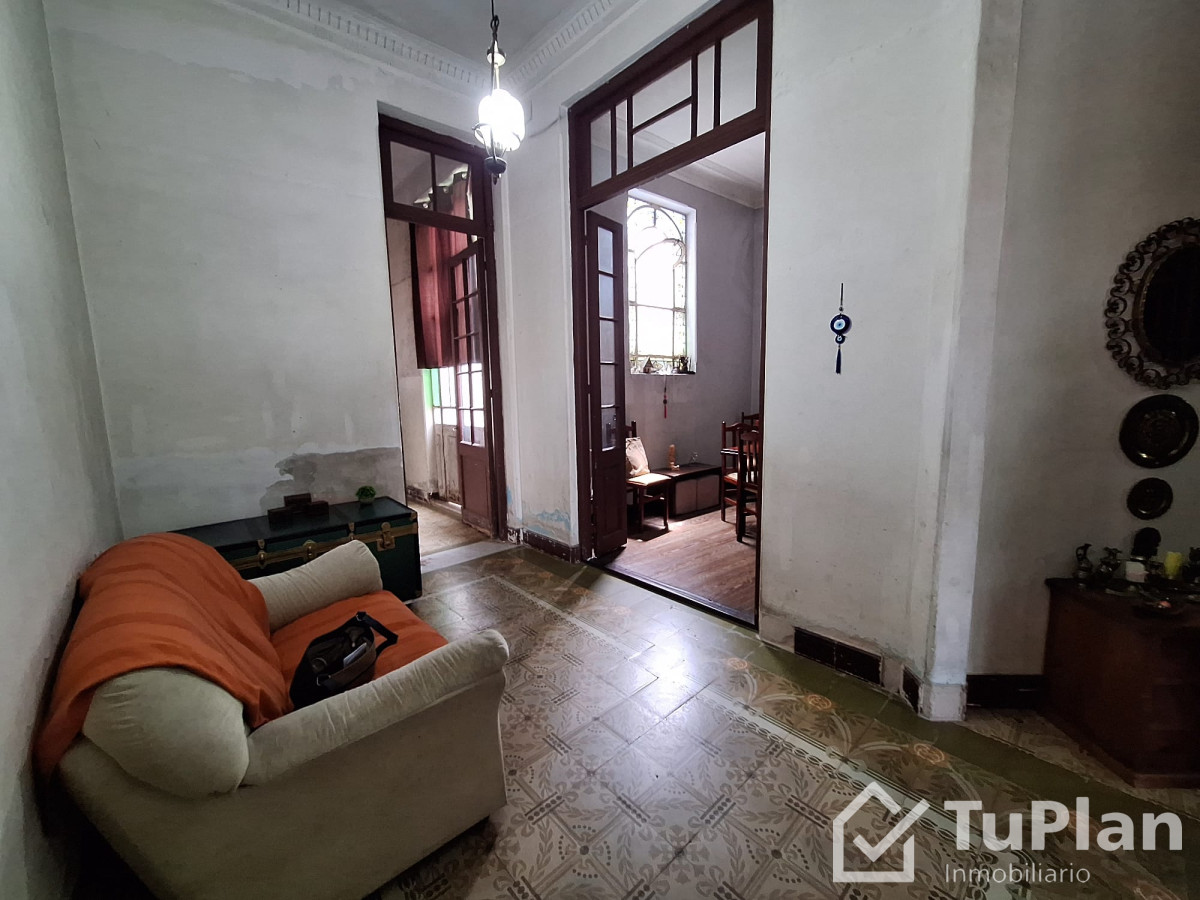 Apartamento ID.1683 - (Ref:4.097) Venta apto 5 habitaciones + 3 patios cordon