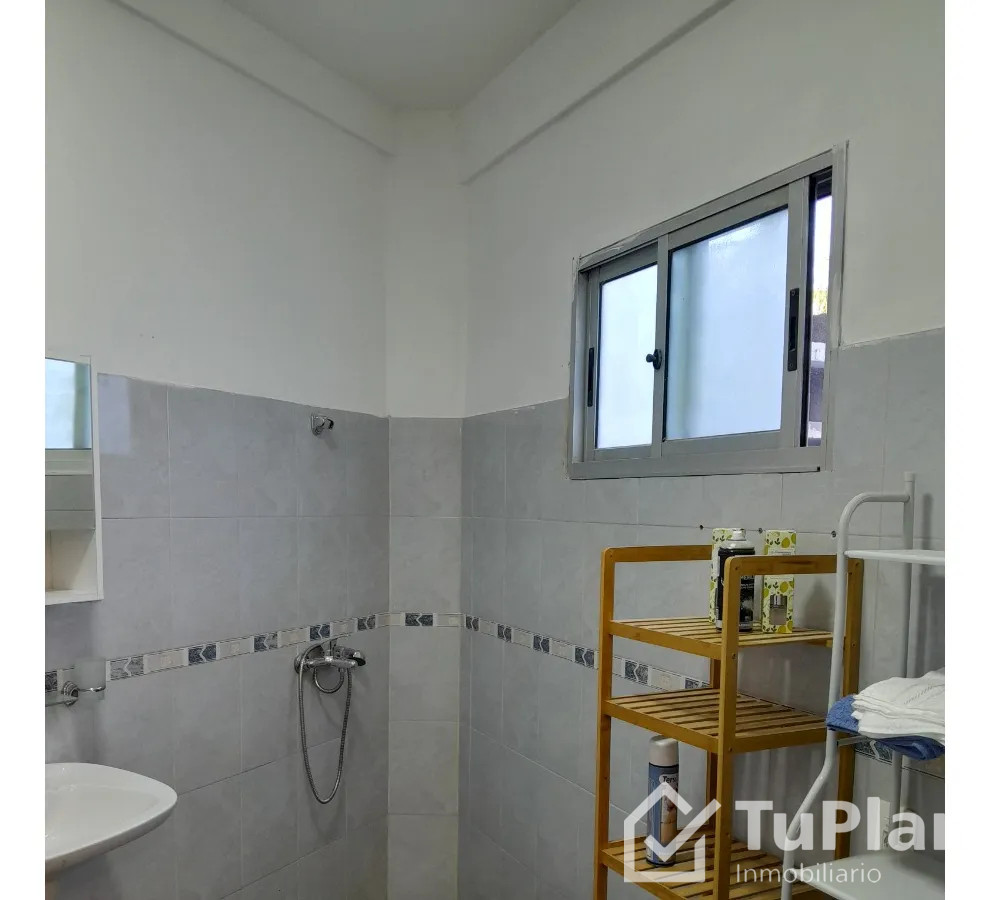 Apartamento ID.1874 - (Ref 4.280) Se alquila apartamento de 2 dormitorios, 2 baños y gran patio en La Blanqueada 