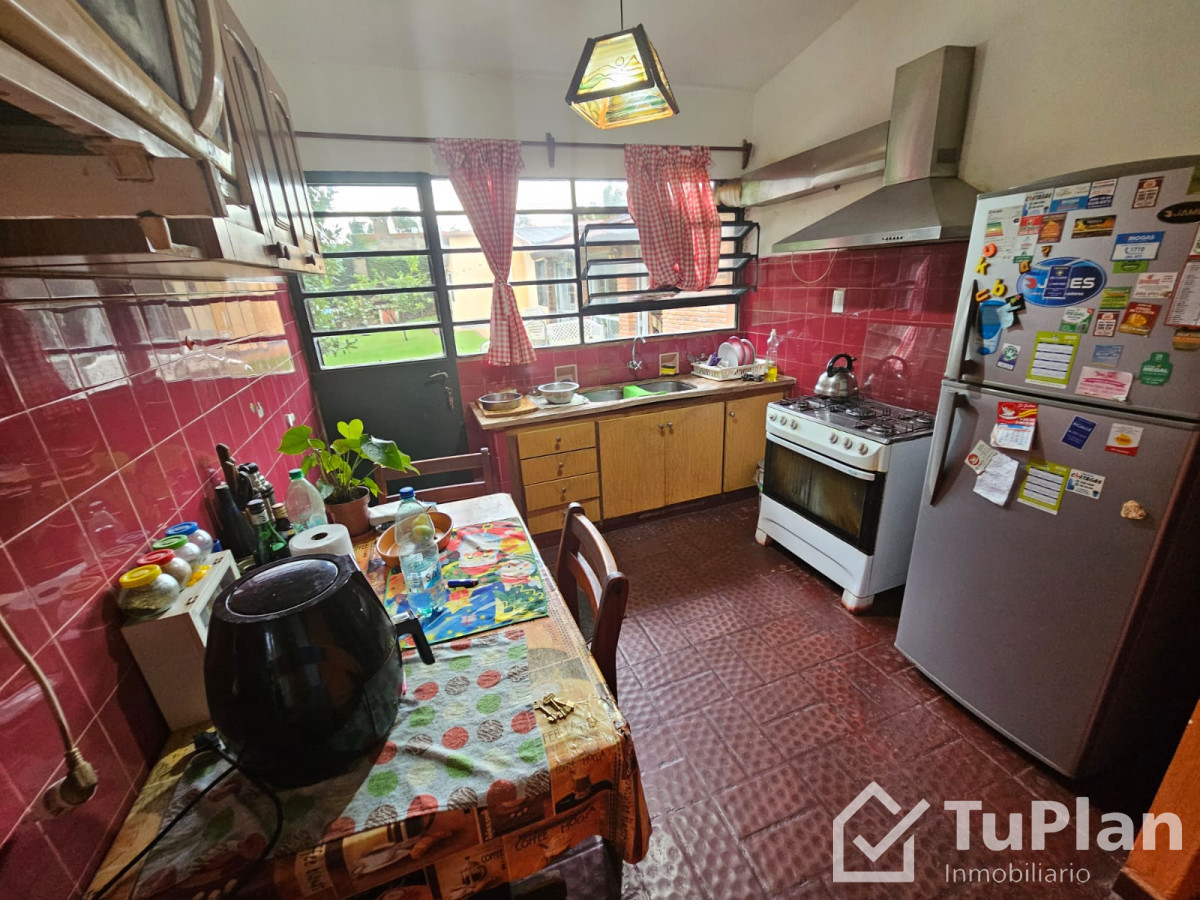 Apartamento ID.1761 - (Ref 4.170) Se vende casa+apartamento en Shangrilá Sur 