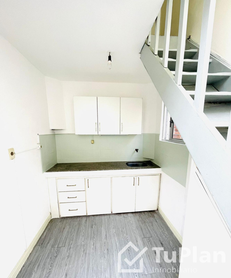 Apartamento ID.849 - (Ref: 3.129) Venta de apartamento de 3 dormitorios y azotea en Reducto gran oportunidad