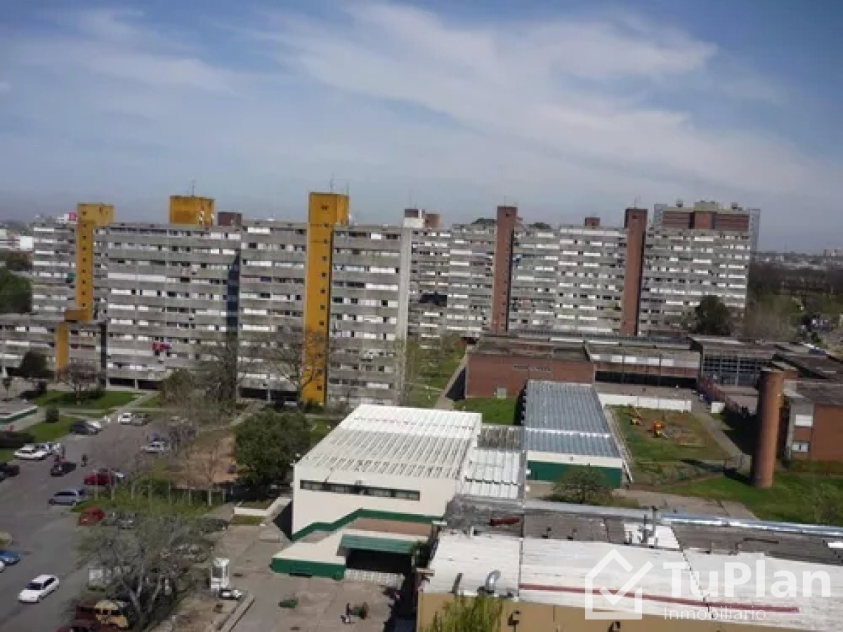 Apartamento ID.1238 - (Ref. 3.513) Oportunidad! Se vende Apto en Malvin Norte (Complejo Euskalerria)