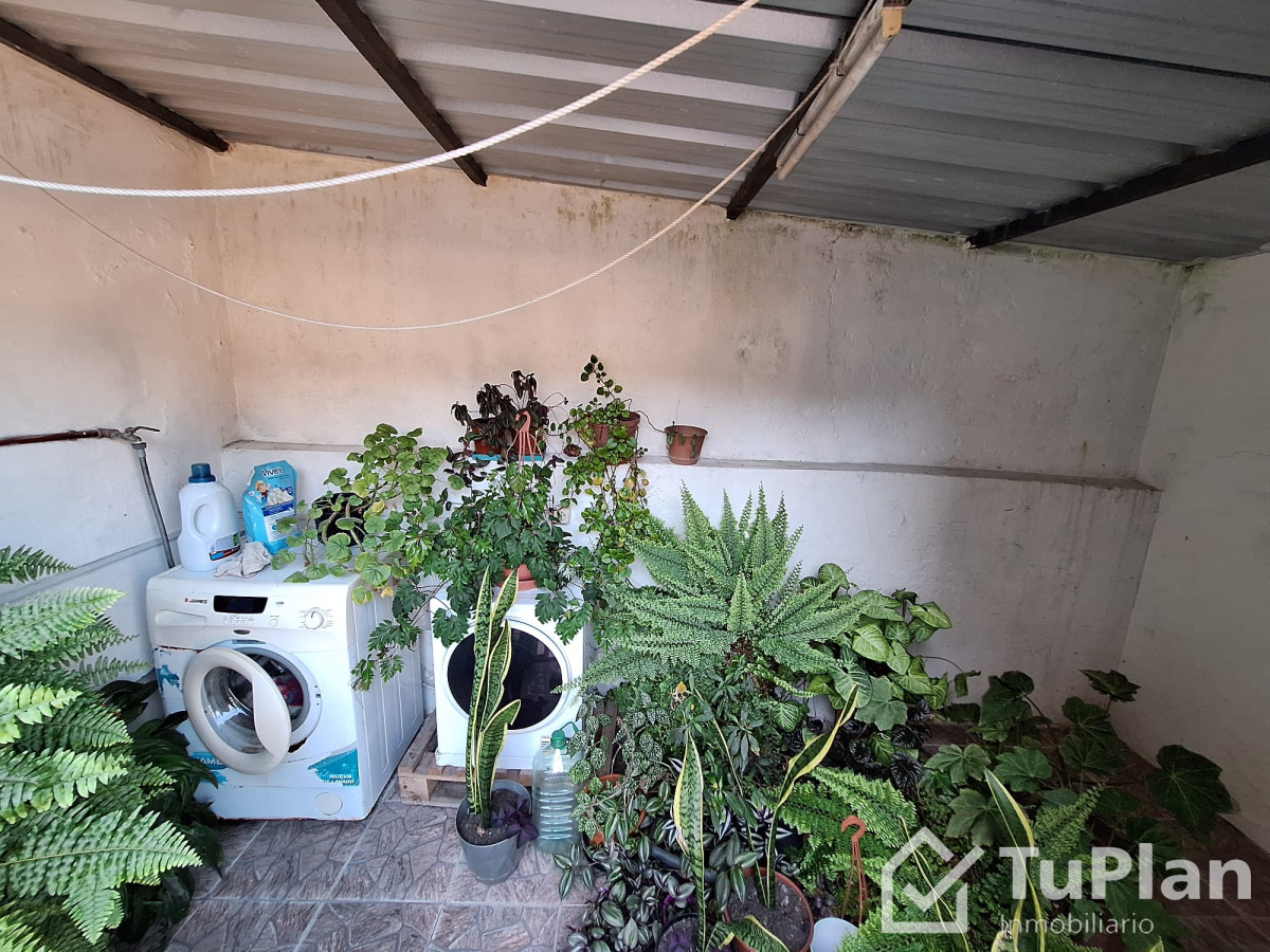 Apartamento ID.1639 - (Ref: 4.051) Casa3dorm+cochera+picina